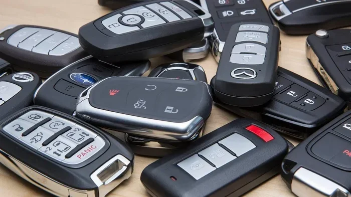 Why Do Dealers Charge So Much for a Key Fob Replacement