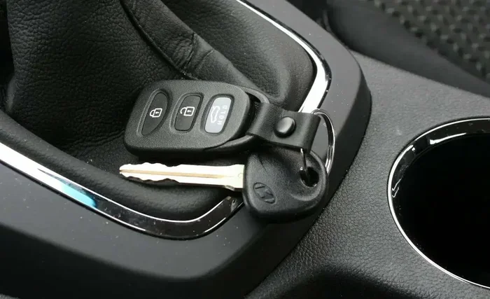What to Do If Your Car Key Is Locked Inside Right Now