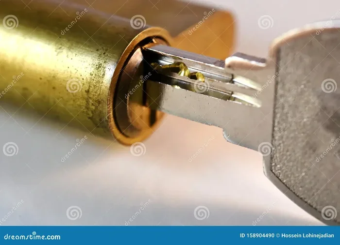 How to Unlock a Lock With a Key Without Any Damage