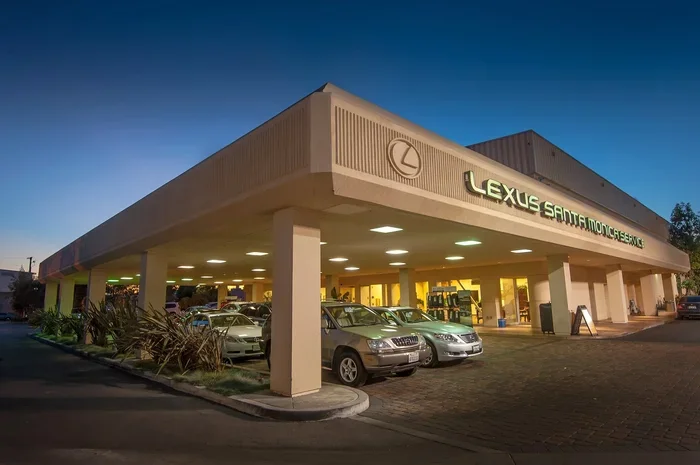 Can Toyota Dealer Service Your Lexus Car or Truck Today